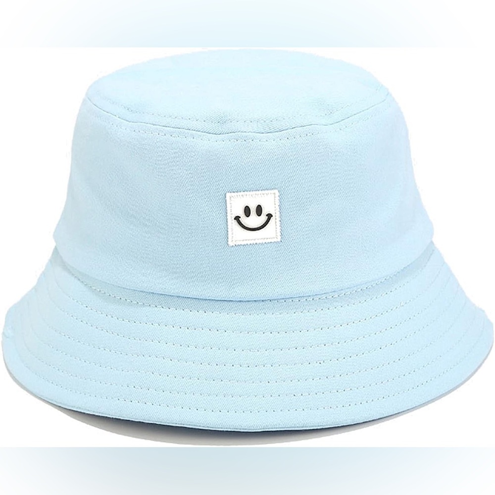 🍒4/$15  Light Blue Bucket Hat with Smiley Patch